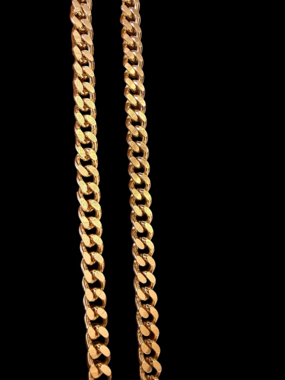 Vintage Gold Cuban Link Chain Necklace